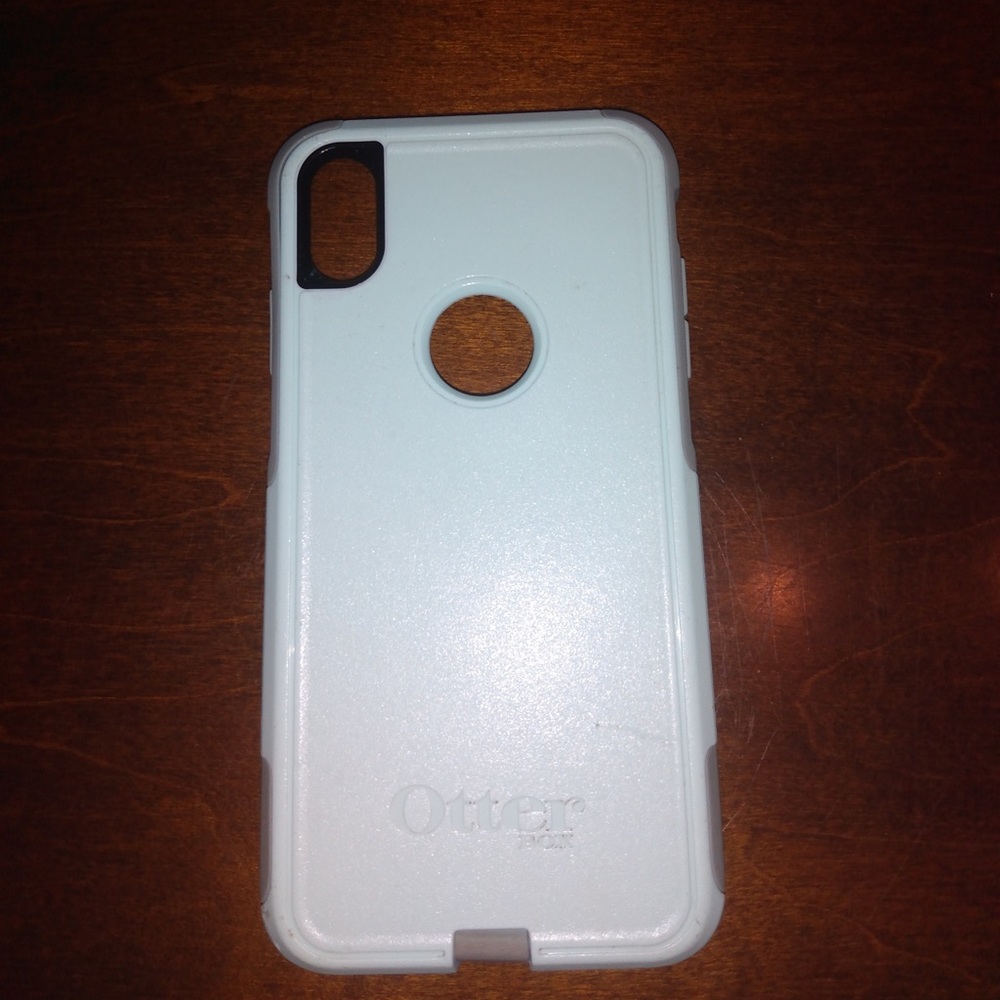 iPhone XS Max otter box